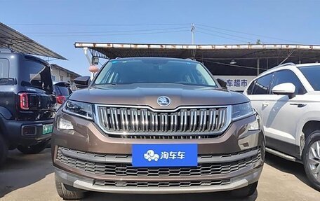 Skoda Kodiaq I, 2021 год, 2 380 000 рублей, 2 фотография