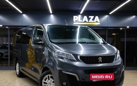 Peugeot Traveller I, 2021 год, 2 399 000 рублей, 2 фотография