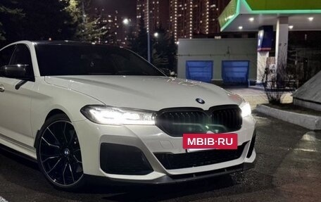 BMW 5 серия, 2017 год, 4 400 000 рублей, 2 фотография