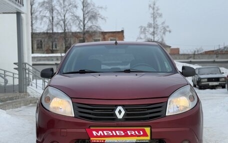 Renault Sandero I, 2012 год, 639 000 рублей, 2 фотография