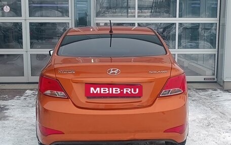 Hyundai Solaris II рестайлинг, 2015 год, 1 099 000 рублей, 8 фотография