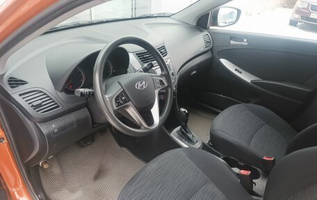 Hyundai Solaris II рестайлинг, 2015 год, 1 099 000 рублей, 16 фотография