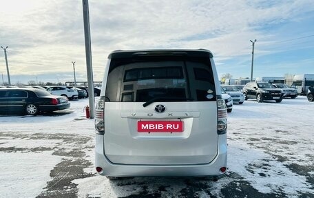 Toyota Voxy II, 2008 год, 1 429 000 рублей, 5 фотография