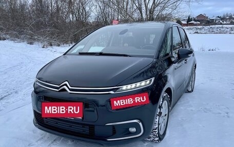 Citroen C4 Picasso II рестайлинг, 2017 год, 1 450 000 рублей, 2 фотография