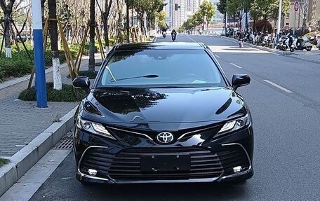 Toyota Camry, 2022 год, 3 090 000 рублей, 2 фотография