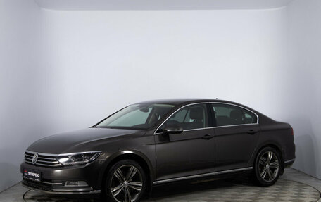 Volkswagen Passat B8 рестайлинг, 2015 год, 2 049 600 рублей, 1 фотография