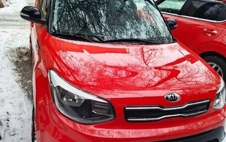 KIA Soul II рестайлинг, 2018 год, 1 590 000 рублей, 3 фотография