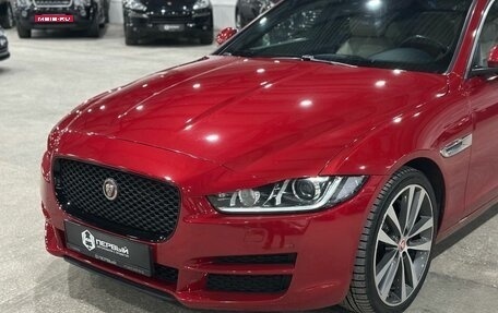 Jaguar XE I рестайлинг, 2018 год, 2 090 000 рублей, 23 фотография