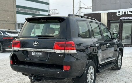 Toyota Land Cruiser 200, 2016 год, 6 150 000 рублей, 4 фотография