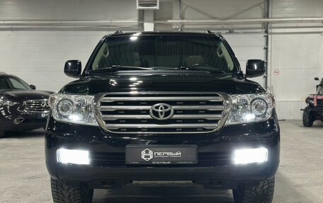 Toyota Land Cruiser 200, 2010 год, 3 570 000 рублей, 2 фотография