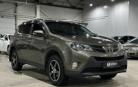 Toyota RAV4, 2014 год, 1 890 000 рублей, 4 фотография