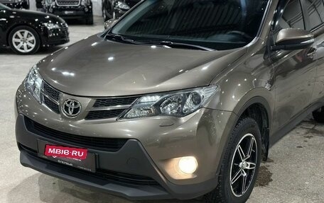 Toyota RAV4, 2014 год, 1 890 000 рублей, 12 фотография