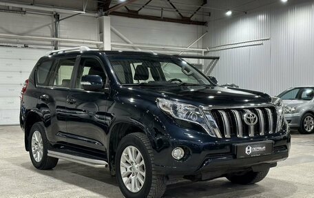 Toyota Land Cruiser Prado 150 рестайлинг 2, 2014 год, 3 730 000 рублей, 3 фотография