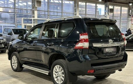 Toyota Land Cruiser Prado 150 рестайлинг 2, 2014 год, 3 730 000 рублей, 6 фотография