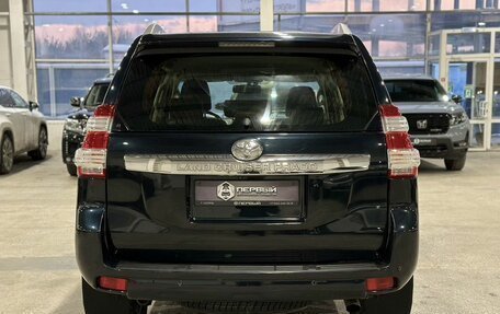 Toyota Land Cruiser Prado 150 рестайлинг 2, 2014 год, 3 730 000 рублей, 5 фотография