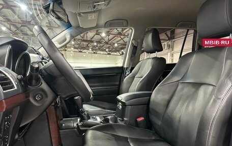 Toyota Land Cruiser Prado 150 рестайлинг 2, 2015 год, 3 490 000 рублей, 11 фотография