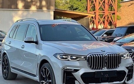 BMW X7, 2021 год, 7 450 000 рублей, 2 фотография