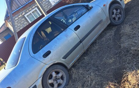 Nissan Almera, 2002 год, 130 000 рублей, 2 фотография