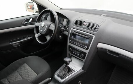 Skoda Octavia, 2011 год, 899 000 рублей, 10 фотография