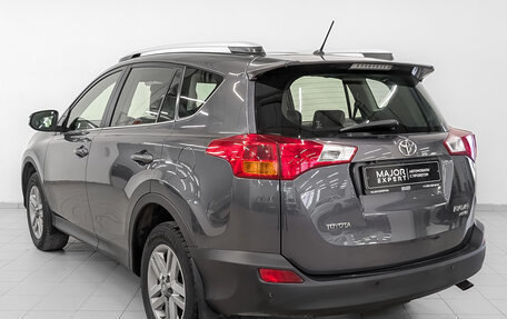 Toyota RAV4, 2014 год, 1 890 000 рублей, 7 фотография