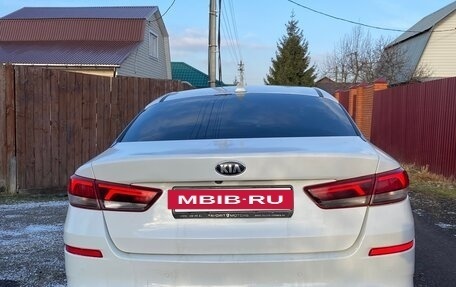 KIA Optima IV, 2019 год, 1 700 000 рублей, 2 фотография