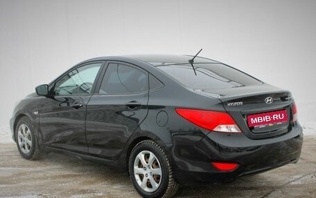 Hyundai Solaris II рестайлинг, 2014 год, 940 000 рублей, 5 фотография