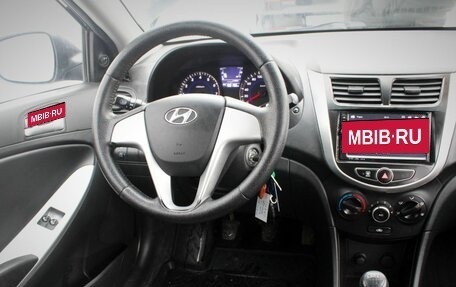 Hyundai Solaris II рестайлинг, 2014 год, 940 000 рублей, 15 фотография