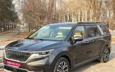 KIA Carnival, 2021 год, 3 200 000 рублей, 2 фотография