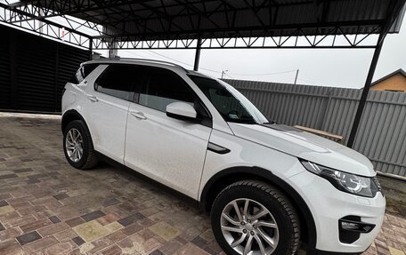 Land Rover Discovery Sport I рестайлинг, 2018 год, 2 800 000 рублей, 3 фотография