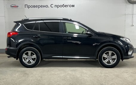 Toyota RAV4, 2015 год, 1 938 000 рублей, 3 фотография