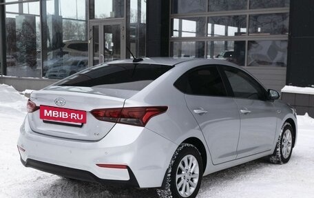 Hyundai Solaris II рестайлинг, 2017 год, 1 550 000 рублей, 5 фотография