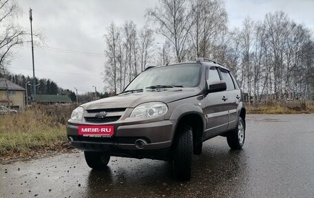 Chevrolet Niva I рестайлинг, 2012 год, 650 000 рублей, 4 фотография