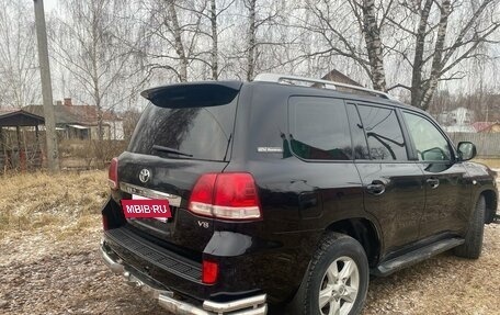 Toyota Land Cruiser 200, 2011 год, 2 950 000 рублей, 5 фотография