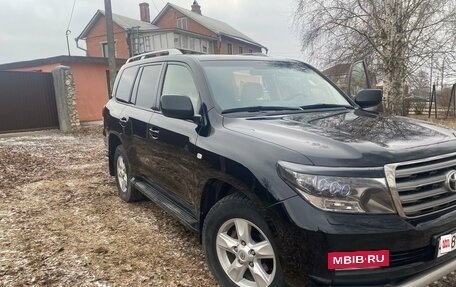 Toyota Land Cruiser 200, 2011 год, 2 950 000 рублей, 3 фотография