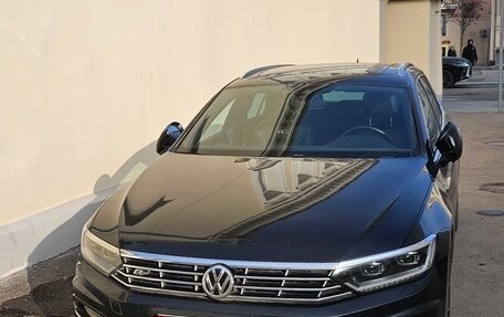 Volkswagen Passat B8 рестайлинг, 2019 год, 3 250 000 рублей, 3 фотография