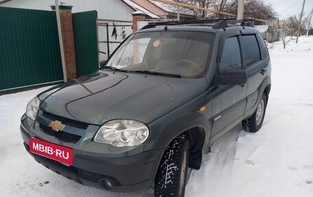 Chevrolet Niva I рестайлинг, 2011 год, 550 000 рублей, 1 фотография