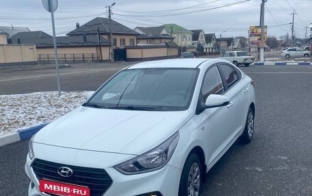 Hyundai Solaris II рестайлинг, 2019 год, 1 640 000 рублей, 1 фотография