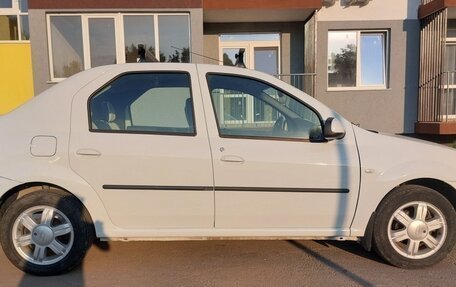 Renault Logan I, 2013 год, 450 000 рублей, 4 фотография