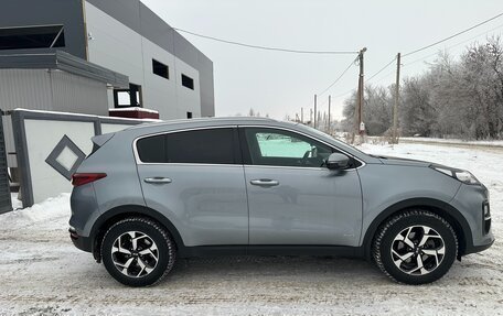 KIA Sportage IV рестайлинг, 2019 год, 2 380 000 рублей, 3 фотография