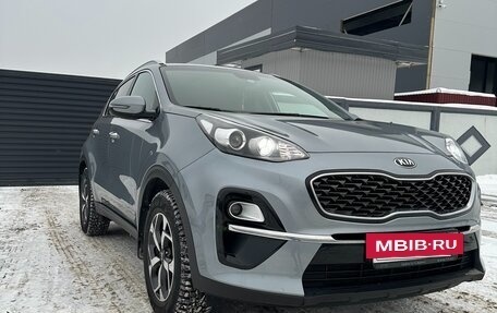 KIA Sportage IV рестайлинг, 2019 год, 2 380 000 рублей, 2 фотография