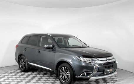 Mitsubishi Outlander III рестайлинг 3, 2018 год, 2 050 000 рублей, 3 фотография