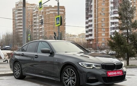 BMW 3 серия, 2019 год, 4 550 000 рублей, 3 фотография