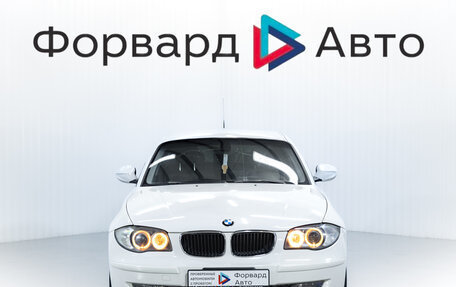 BMW 1 серия, 2011 год, 900 000 рублей, 2 фотография