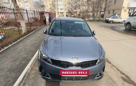 KIA Rio IV, 2020 год, 2 000 000 рублей, 2 фотография