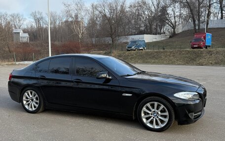 BMW 5 серия, 2012 год, 1 800 000 рублей, 2 фотография