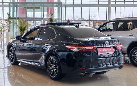 Toyota Camry, 2022 год, 3 690 000 рублей, 6 фотография