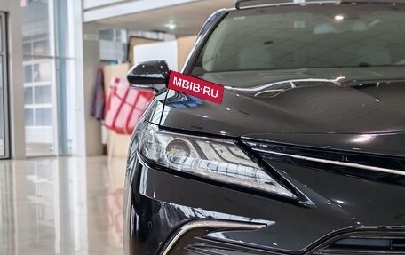 Toyota Camry, 2022 год, 3 690 000 рублей, 7 фотография