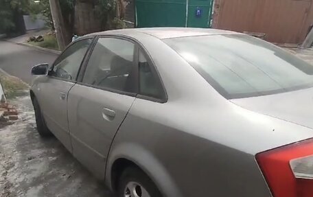 Audi A4, 2003 год, 550 000 рублей, 3 фотография