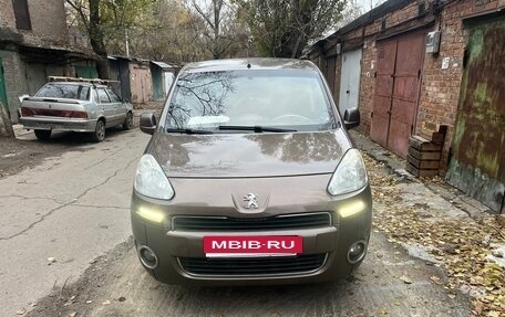 Peugeot Partner II рестайлинг 2, 2012 год, 965 000 рублей, 3 фотография