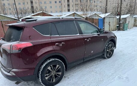 Toyota RAV4, 2018 год, 2 470 000 рублей, 12 фотография